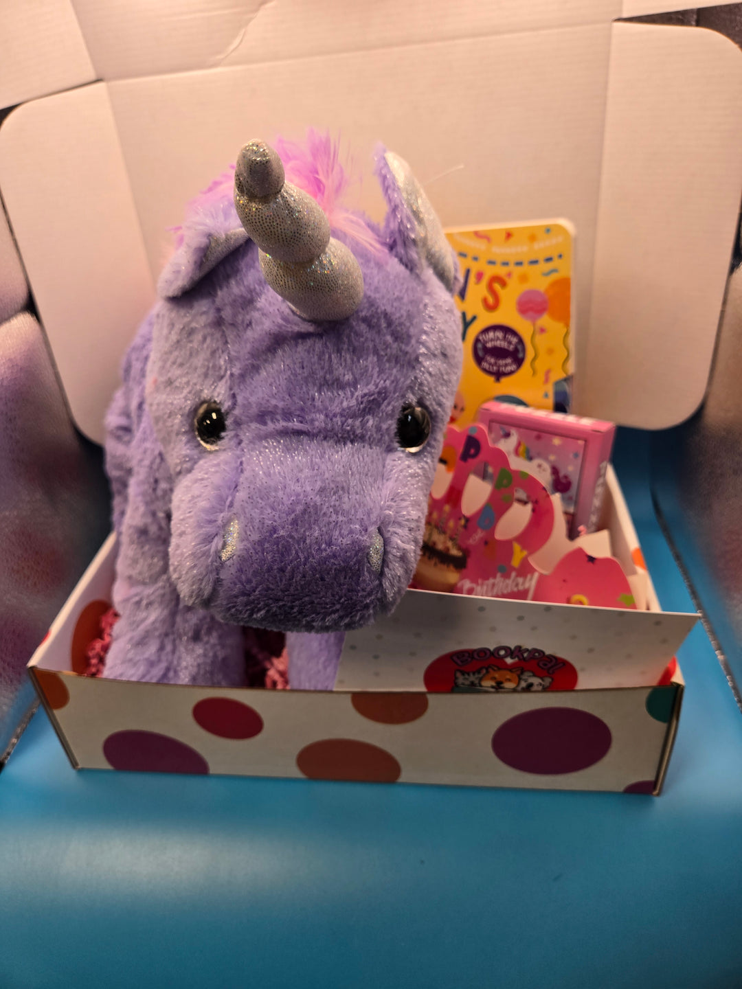 "Unicorn Dreams Birthday Box" School Age box age 5-7
