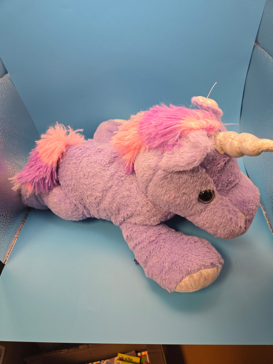 "Unicorn Dreams Birthday Box" School Age box age 5-7
